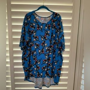 LuLaRoe Patriotic Shirt (Irma)
